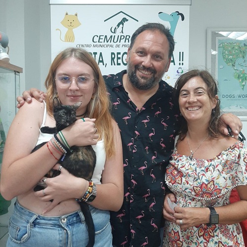 ¡Adenina adoptada!