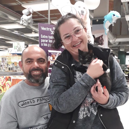 ¡Jiji adoptada!