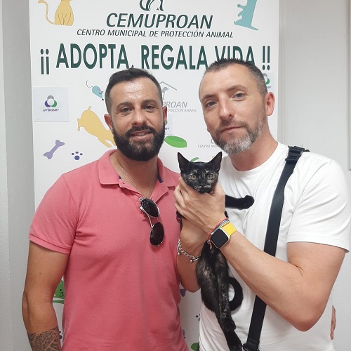 ¡Kara adoptada!
