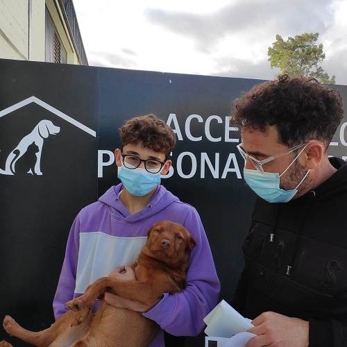 ¡Manito adoptado!